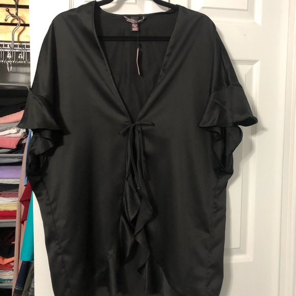 Victoria’s Secret Robe - Picture 1 of 3
